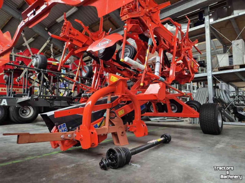 805993_Kuhn_GF-8703T-schudder_2.jpg